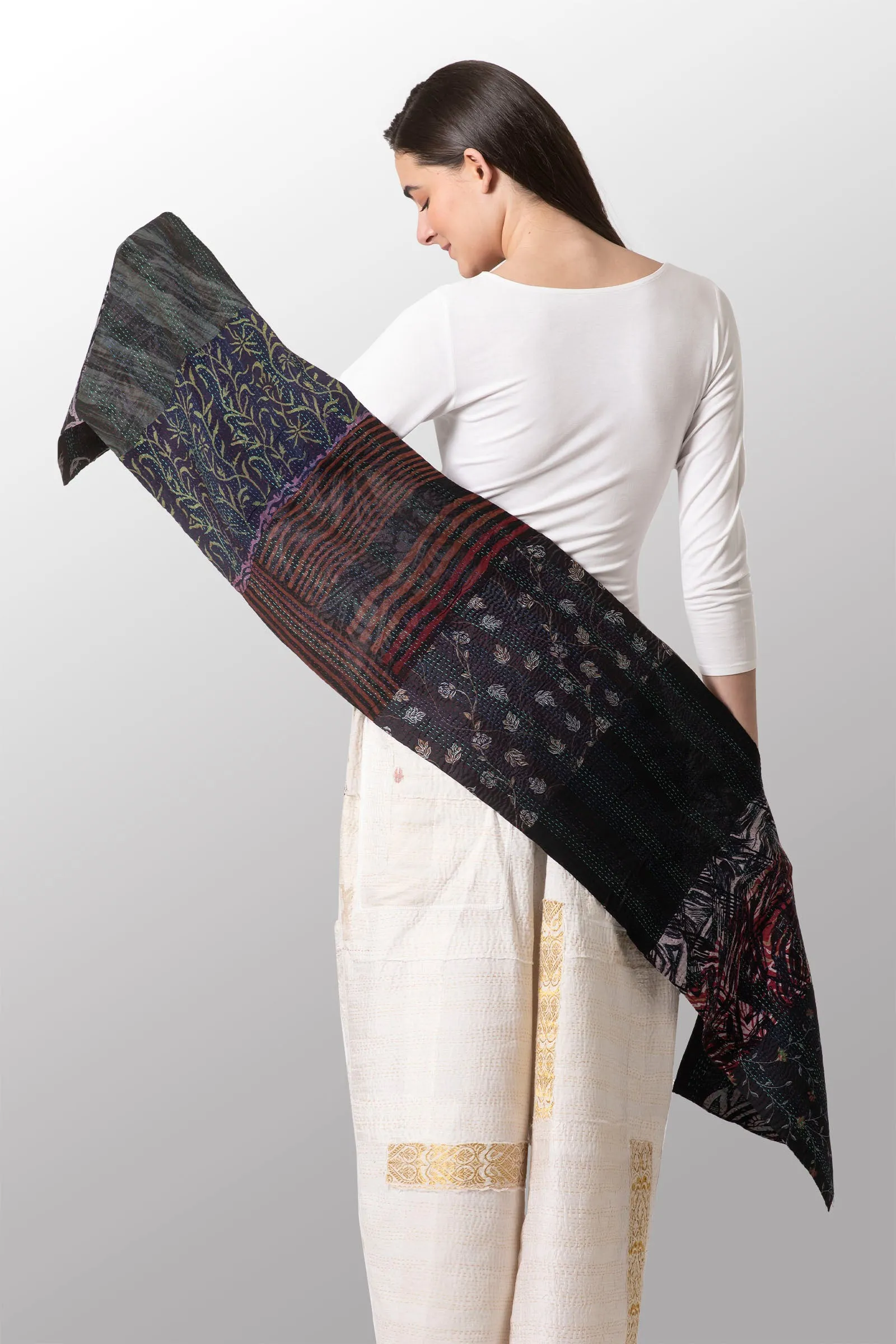GEORGETTE VINTAGE SILK PATCH KANTHA SCARF SHORT - gs2805-blk -